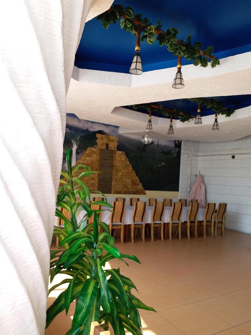 Apelsin Hotel Bilhorod-Dnistrovskyy Exterior photo